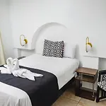 Hotel Revolucion