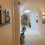 Intj Hotel