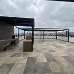 Departamento Frente A Zona Rio