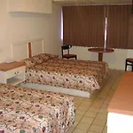 Hotel Leon