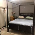Habitacion Mediana En Casa Grande