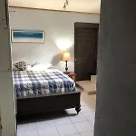 Independent Studio