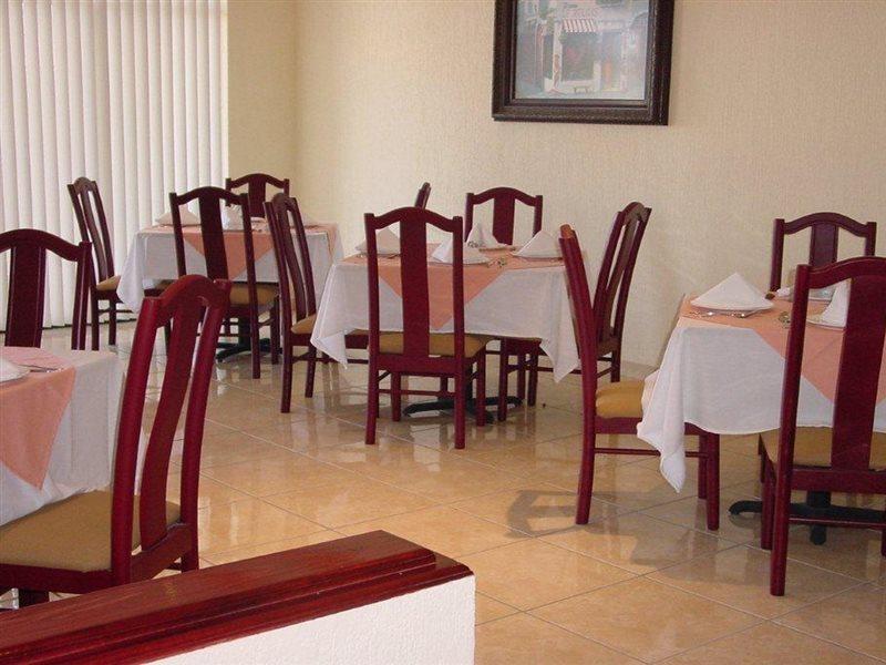 Hotel Principado Aeropuerto Tijuana