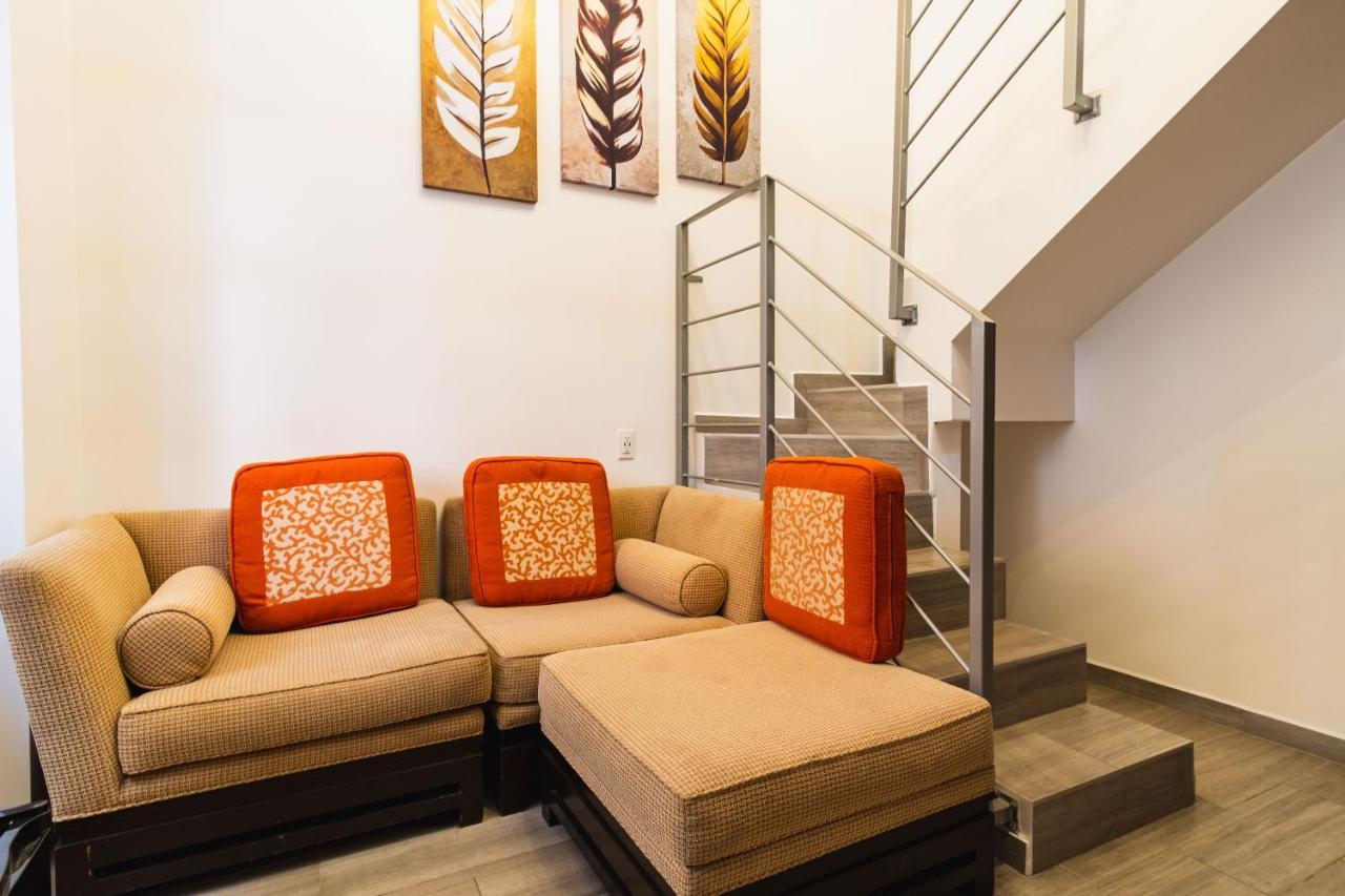 Hotel Revolucion 3*