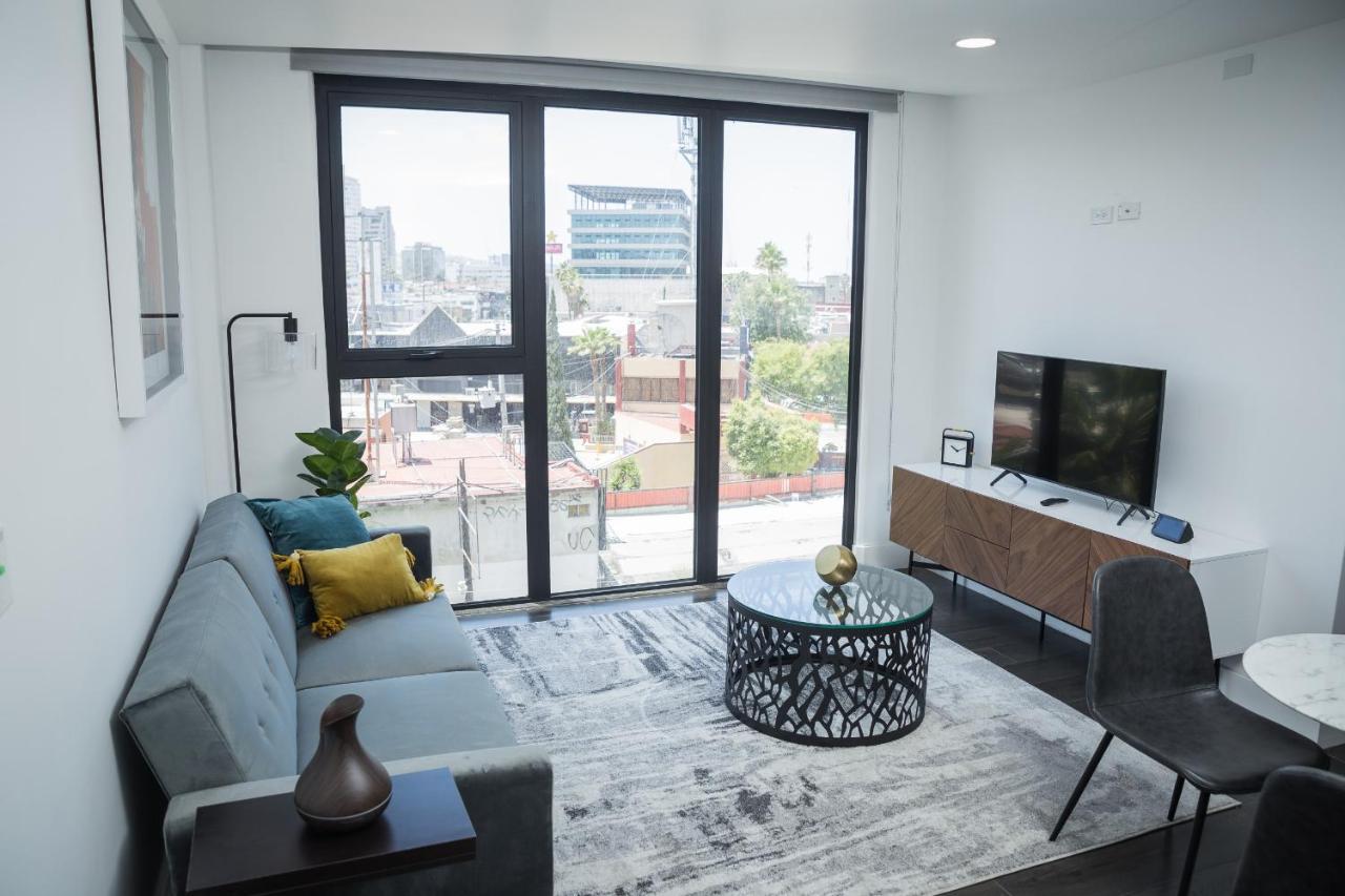 Stylish 1br/balcony At Life By Cosmopolitan 303 *