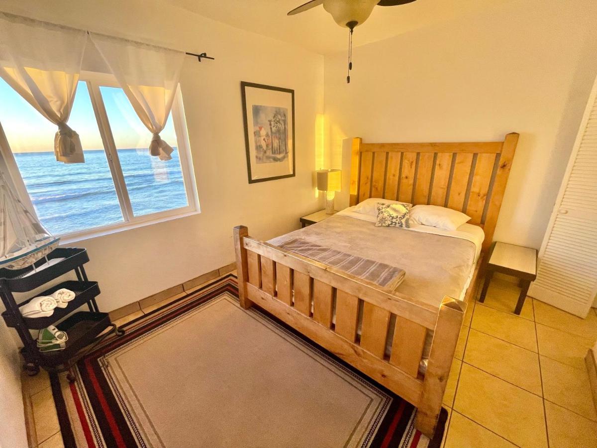 Cozy Beachfront 1 Bdr * Tijuana
