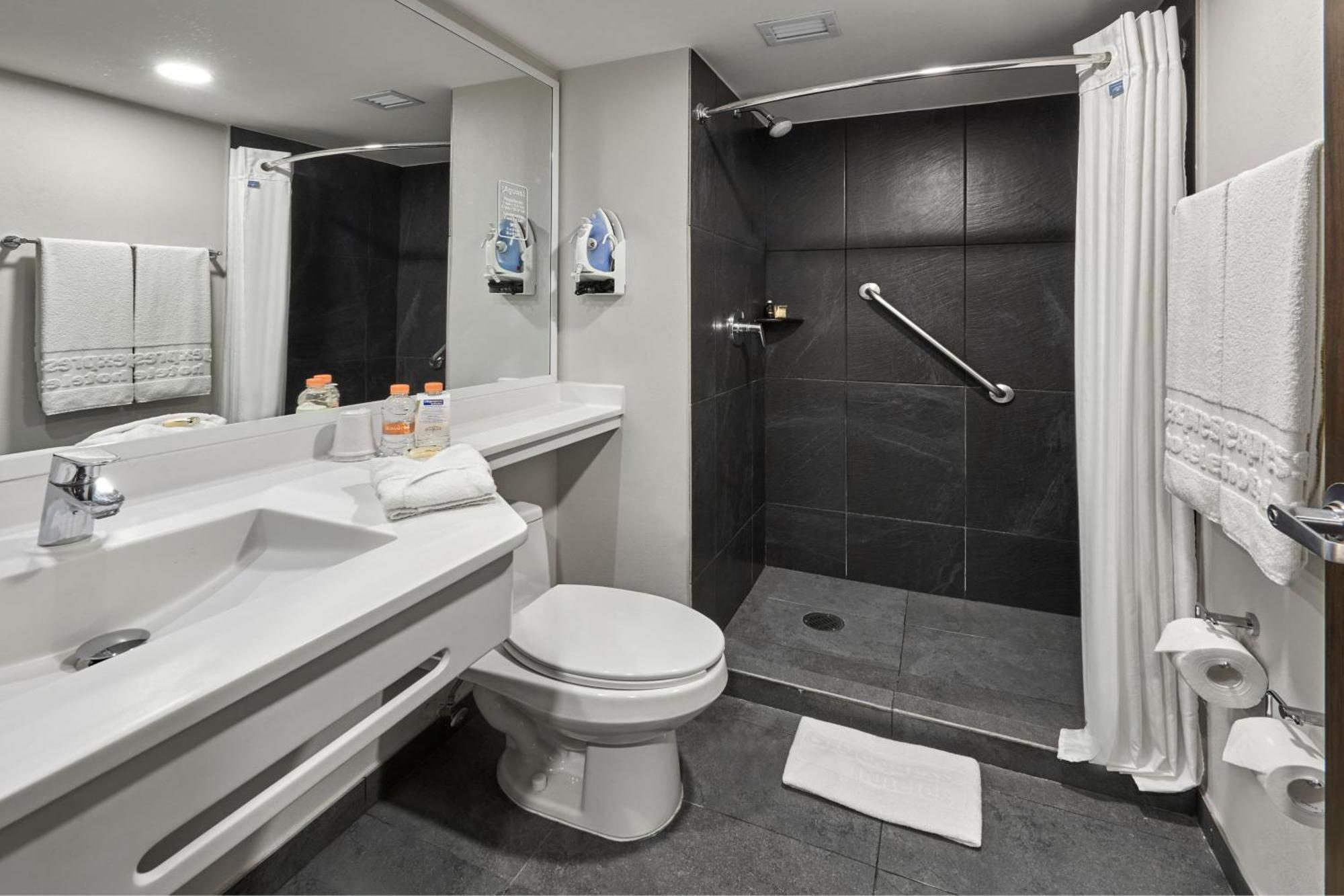 Hotel Express By Marriott Otay Tijuana