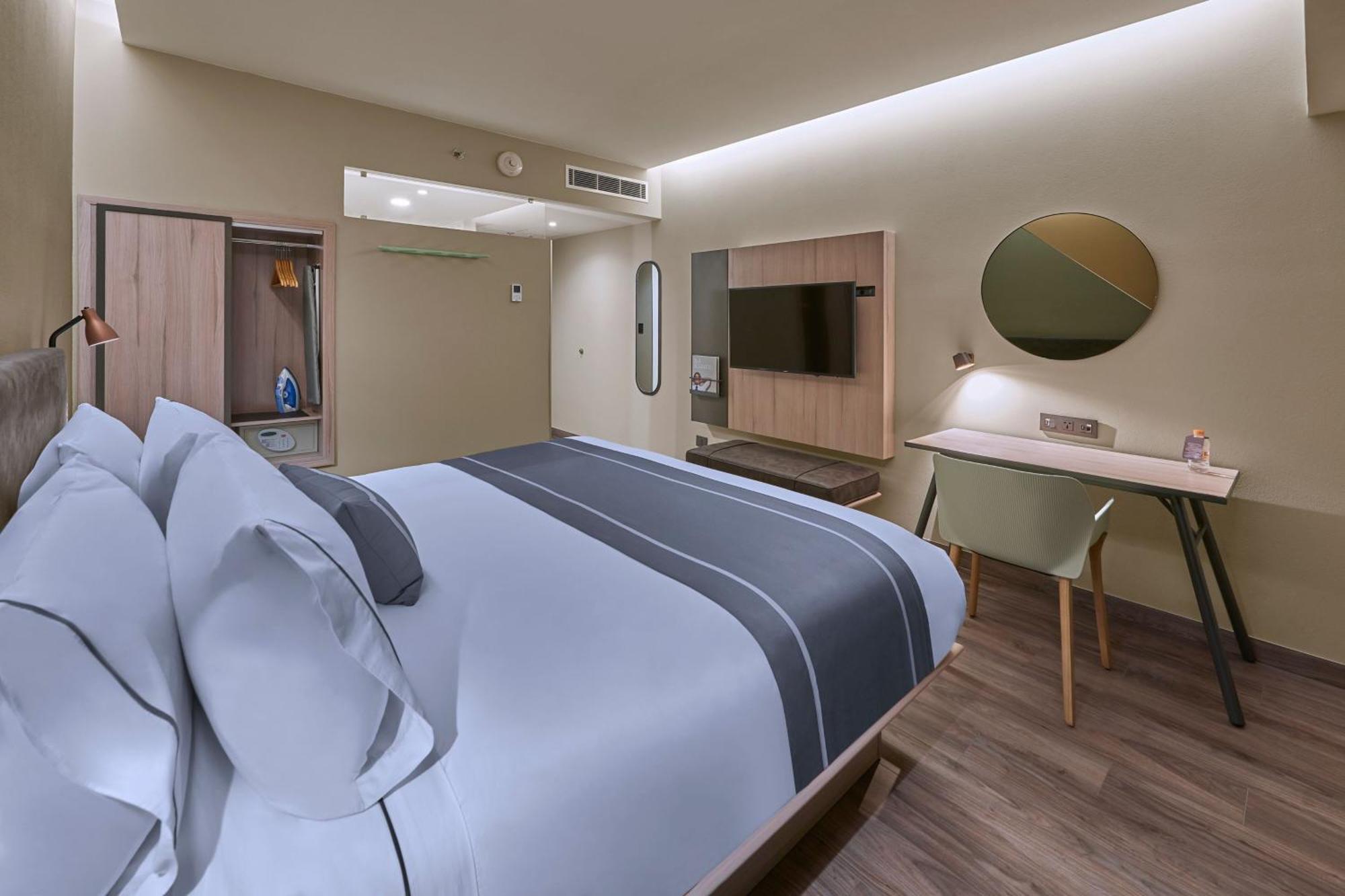 Hotel Express By Marriott 4*