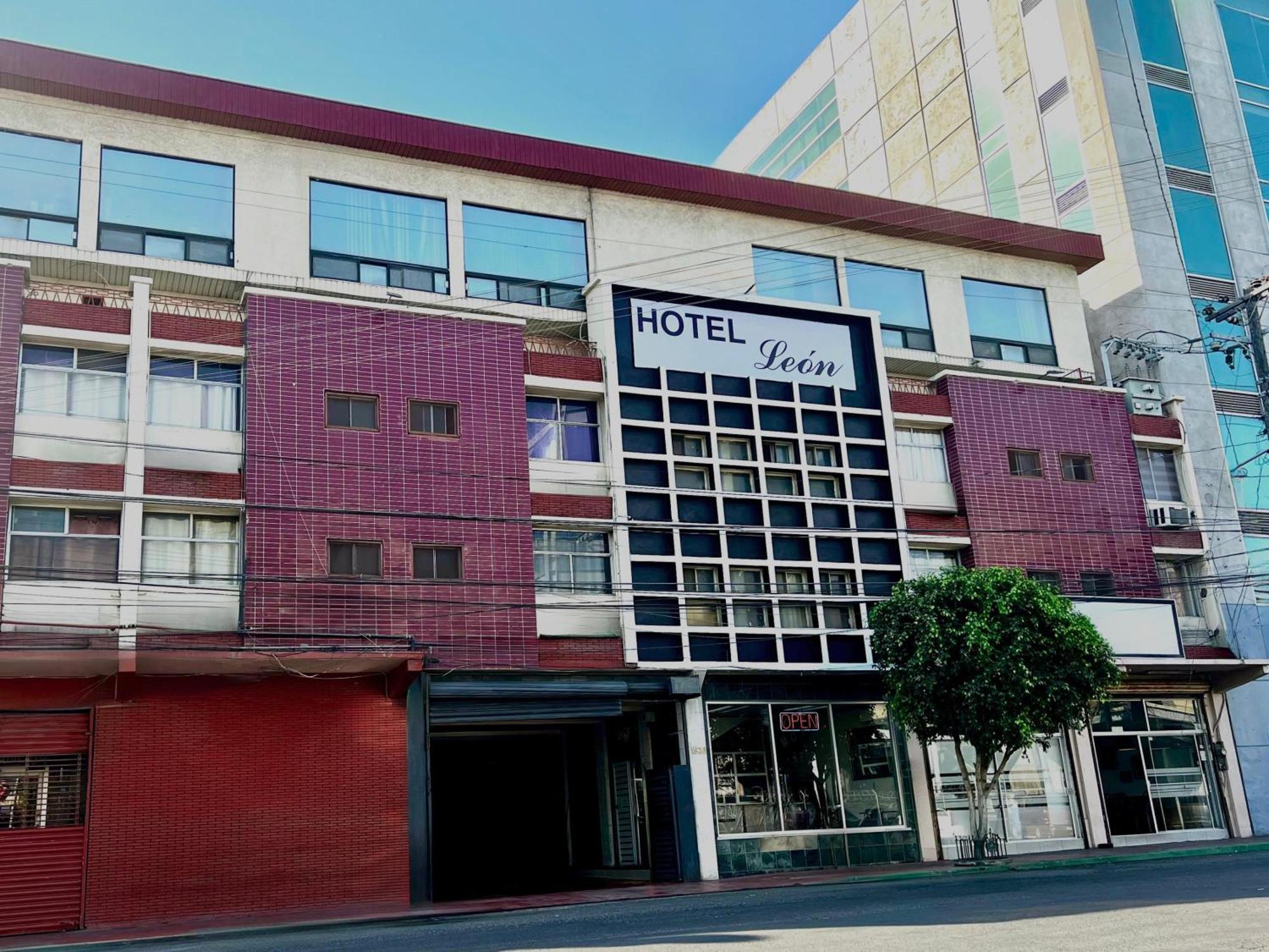 Leon Hotel Tijuana