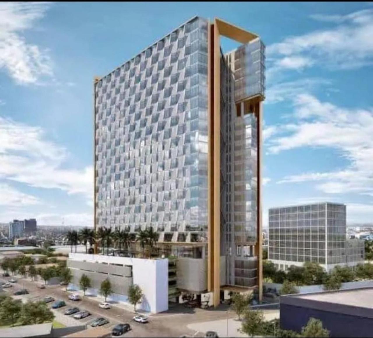 Perfect Gataway Centrally Located In Apartment Tijuana