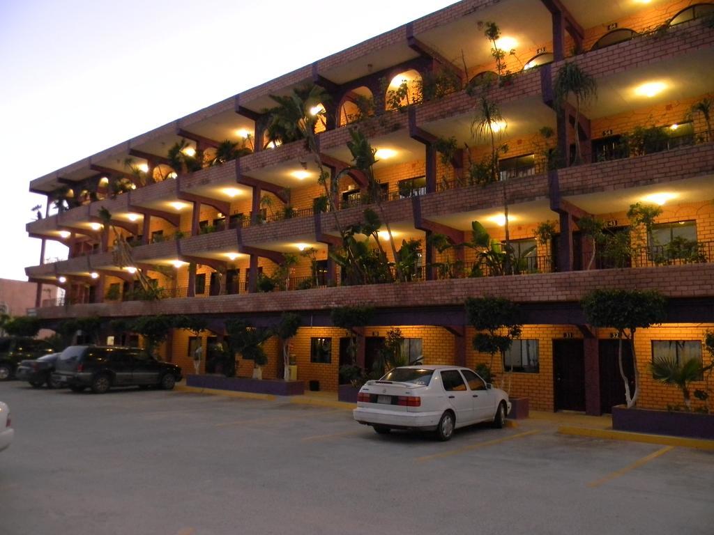 Grand Guaycura 2* Tijuana