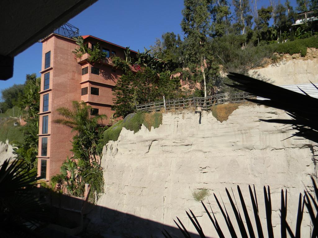 Grand Guaycura 2*