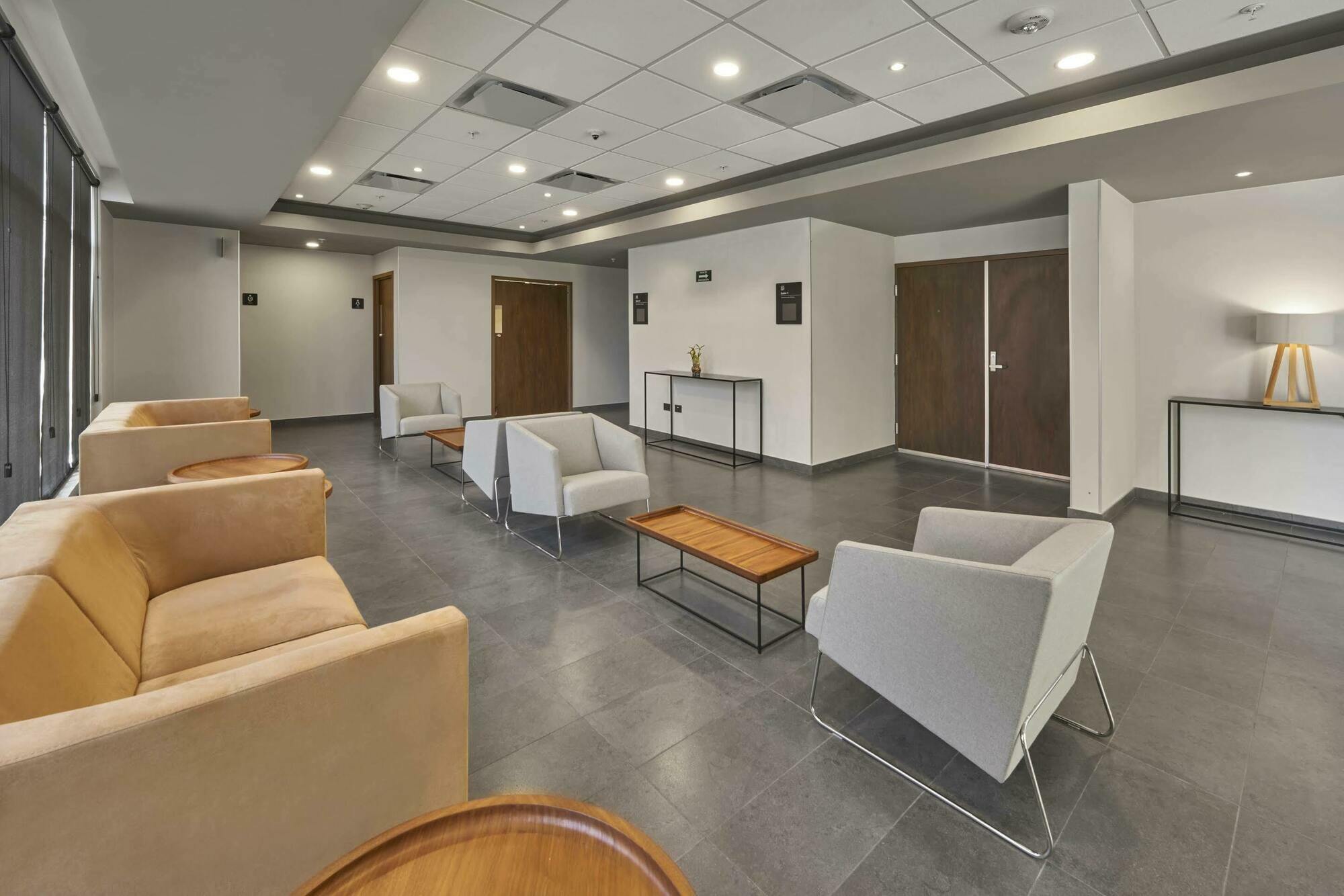 Express By Marriott Hotel 4*