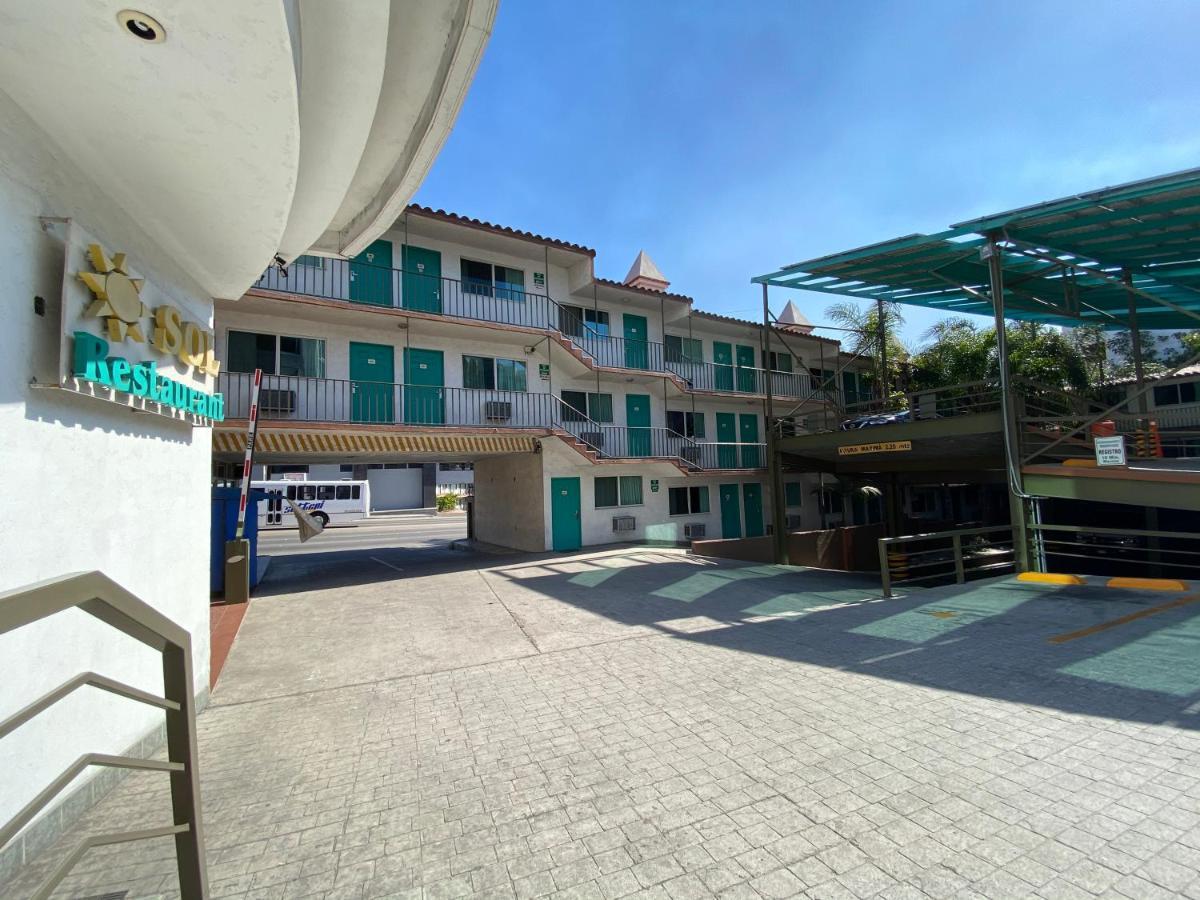 R De Tj Hotel 3*