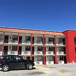 Hotel Descanso Inn