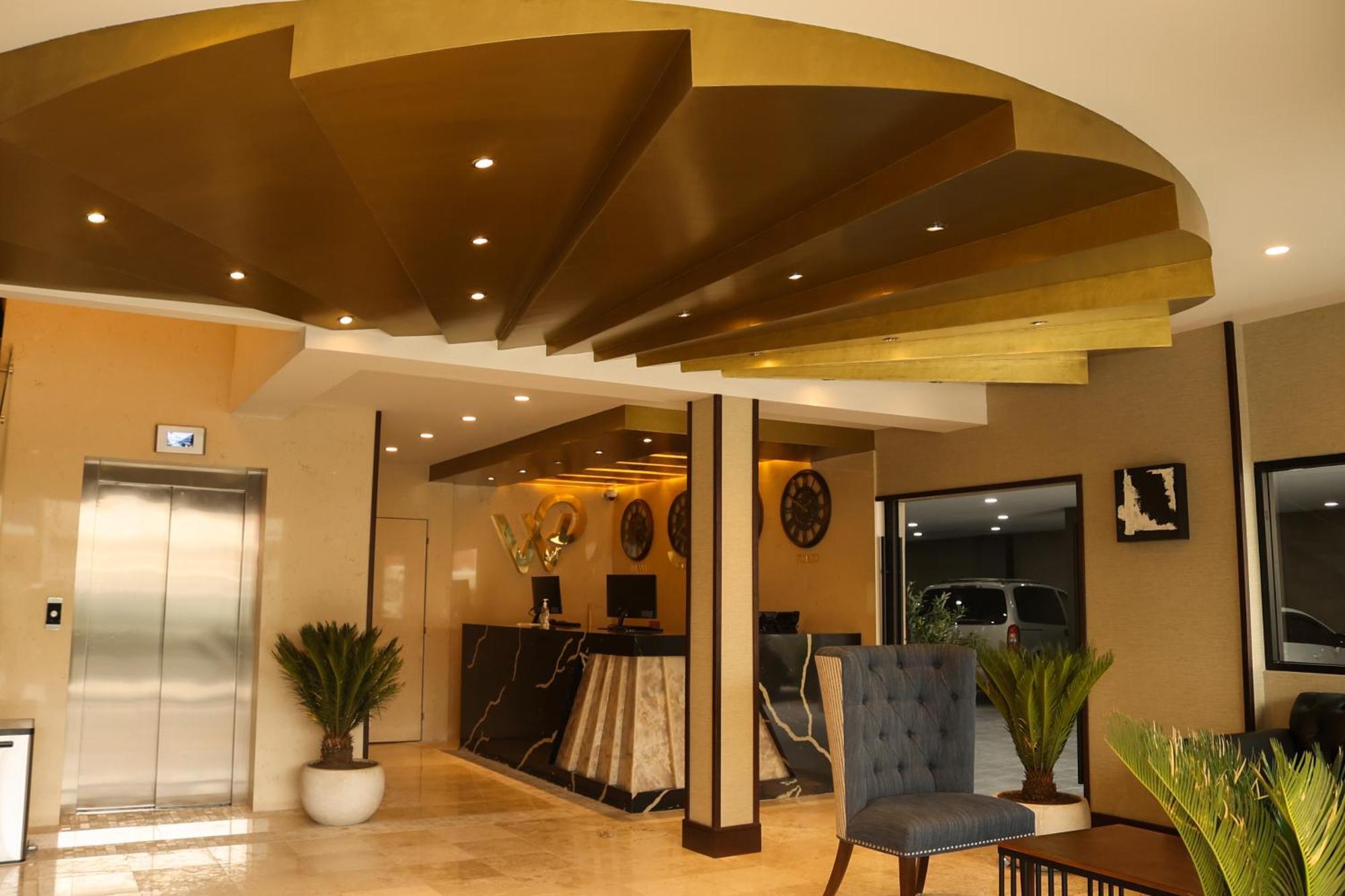 Hotel West Plaza 4*