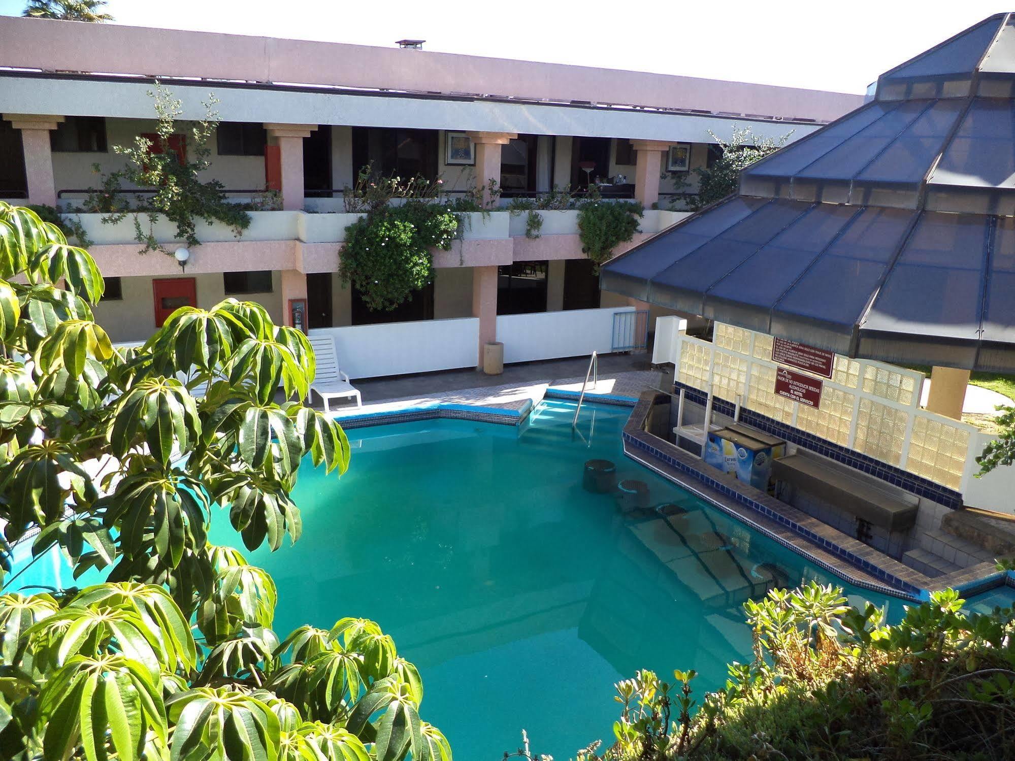 Fiesta Hotel 2*